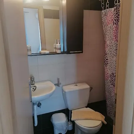 Enoikiazomena Diamerismtata Giannakoudis νο1 Apartment *